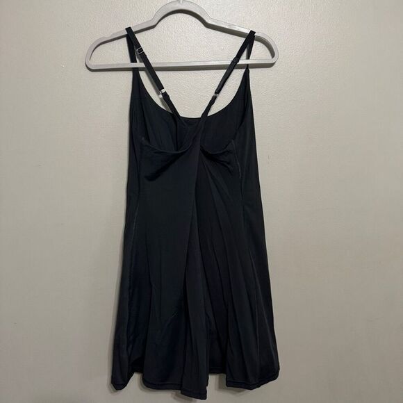 iuga black cross cross tennis dress with built in shorts and bra size XL - Picture 1 of 5